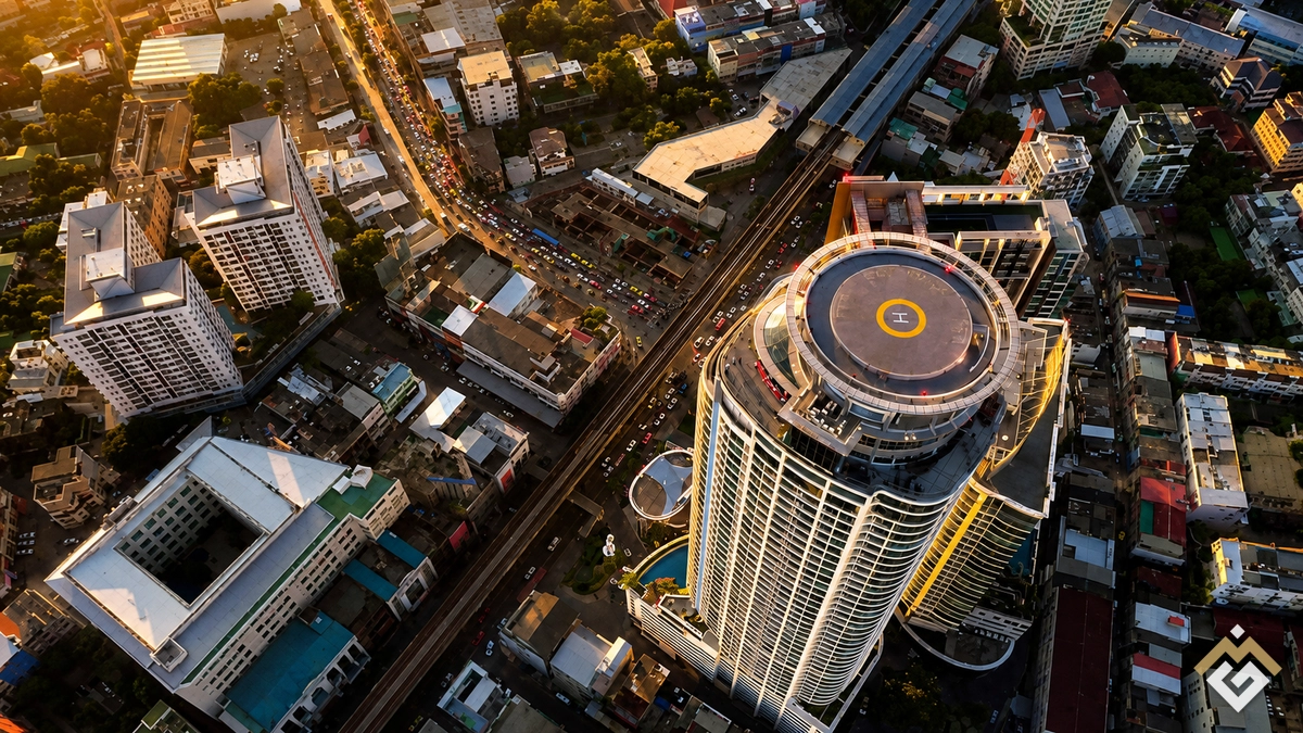 Penthouse at Sky Walk Residence in Bangkok, with access to rooftop helicopter pad